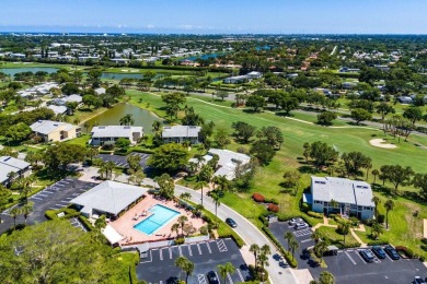 Sun-filled 2-bedroom villa with views of the golf course on Hunters Run Golf and Country Club in Florida - for sale on GolfHomes.com, golf home, golf lot
