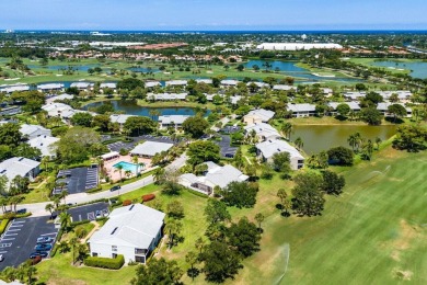 Sun-filled 2-bedroom villa with views of the golf course on Hunters Run Golf and Country Club in Florida - for sale on GolfHomes.com, golf home, golf lot