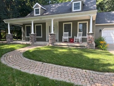 The charm and care given to this home is evident the moment you on Caro Golf Club in Michigan - for sale on GolfHomes.com, golf home, golf lot