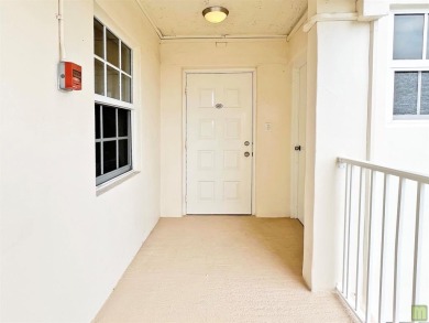 Beautifully updated sixth floor corner unit condo in Palm Aire's on Palm-Aire Country Club and Resort - The Oaks in Florida - for sale on GolfHomes.com, golf home, golf lot