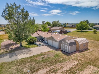 Don't miss out on this well-maintained home located in beautiful on Hollydot Golf Course in Colorado - for sale on GolfHomes.com, golf home, golf lot