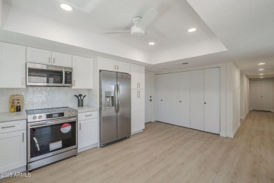 Come and see this freshly remodeled 2 bed, 2 Bath, 2 car garage on Leisure World Country Club in Arizona - for sale on GolfHomes.com, golf home, golf lot