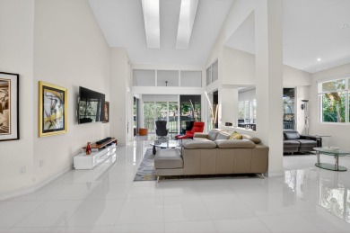 Experience luxury in this renovated 2nd-floor penthouse located on Broken Sound Golf and Club  in Florida - for sale on GolfHomes.com, golf home, golf lot