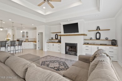 Beautiful 3-bedroom, 2-bathroom home perfectly positioned on the on Colonial Country Club Deerfield in Mississippi - for sale on GolfHomes.com, golf home, golf lot
