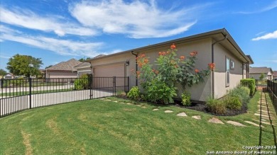 Discover the perfect blend of comfort and convenience in this on The Bandit Golf Club in Texas - for sale on GolfHomes.com, golf home, golf lot