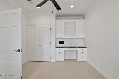 Beautiful 3-bedroom, 2-bathroom home perfectly positioned on the on Colonial Country Club Deerfield in Mississippi - for sale on GolfHomes.com, golf home, golf lot