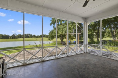 Beautiful 3-bedroom, 2-bathroom home perfectly positioned on the on Colonial Country Club Deerfield in Mississippi - for sale on GolfHomes.com, golf home, golf lot