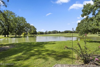 Beautiful 3-bedroom, 2-bathroom home perfectly positioned on the on Colonial Country Club Deerfield in Mississippi - for sale on GolfHomes.com, golf home, golf lot