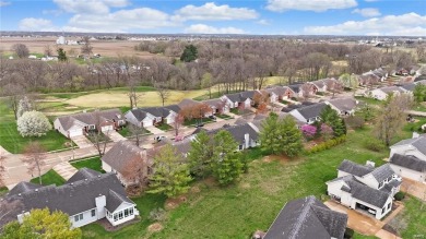 Beautifully updated Villa in The Stonewolf Golf Course community on Stonewolf Golf Club in Illinois - for sale on GolfHomes.com, golf home, golf lot