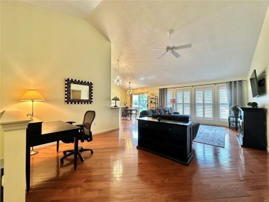 Beautifully updated Villa in The Stonewolf Golf Course community on Stonewolf Golf Club in Illinois - for sale on GolfHomes.com, golf home, golf lot
