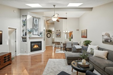 A Beautifully updated 2 Bed/ 2 Bath paired villa with full on White Hawk Country Club in Indiana - for sale on GolfHomes.com, golf home, golf lot