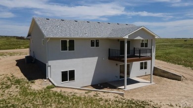 Fantastic open floor plan ranch home. Walkout basement partially on Hollydot Golf Course in Colorado - for sale on GolfHomes.com, golf home, golf lot