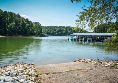 Welcome to 134 Fairway Lane - New Carpet Installed in all 3 on The Trail At Chickasaw Pointe in South Carolina - for sale on GolfHomes.com, golf home, golf lot