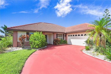 Featuring a soaring vaulted ceiling in the Great Room and on Sandpiper Golf Club in Florida - for sale on GolfHomes.com, golf home, golf lot