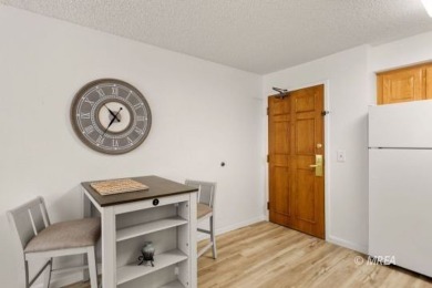 Great Condo with one Bedroom and one Bathroom in a Resort on The Oasis Golf Club in Nevada - for sale on GolfHomes.com, golf home, golf lot
