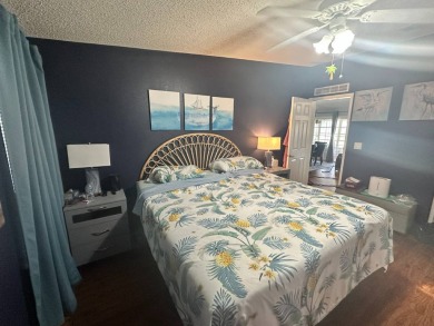 Lakefront  AT FOUR LAKES! 2001 Jacobsen  Lot 658 | $130,000 | 3 on Four Lakes Golf Club in Florida - for sale on GolfHomes.com, golf home, golf lot