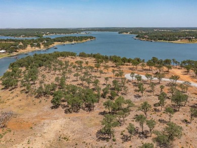 Tucked away in a cove, Lot 17 aka Oak Cove N. is quiet and on Twisted Oaks Golf Club in Texas - for sale on GolfHomes.com, golf home, golf lot