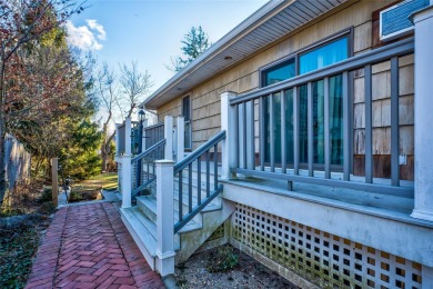 Welcome to your future home in scenic Crab Meadow! This mint on Crab Meadow Golf Course in New York - for sale on GolfHomes.com, golf home, golf lot