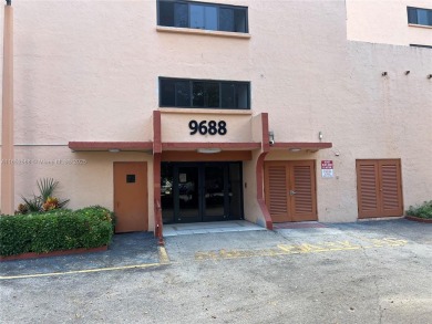 1BR/1BA condo on Fontainebleau Blvd. 5th floor unit with tile on Fontainebleau Golf Course in Florida - for sale on GolfHomes.com, golf home, golf lot