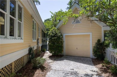 Welcome to your charming coastal cottage! This delightful on Haig Point Golf Club in South Carolina - for sale on GolfHomes.com, golf home, golf lot