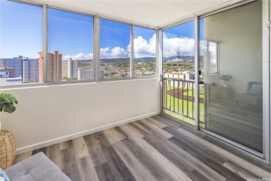 NEW AMAZING PRICE! Absolutely beautiful move in ready and on Honolulu Country Club in Hawaii - for sale on GolfHomes.com, golf home, golf lot