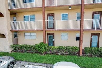 Excellent location, close to Sawgrass mills and shopping malls on Sunrise Lakes Phase III in Florida - for sale on GolfHomes.com, golf home, golf lot