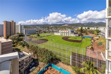 NEW AMAZING PRICE! Absolutely beautiful move in ready and on Honolulu Country Club in Hawaii - for sale on GolfHomes.com, golf home, golf lot