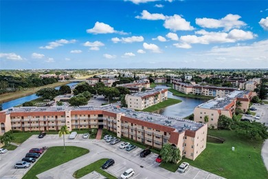 Excellent location, close to Sawgrass mills and shopping malls on Sunrise Lakes Phase III in Florida - for sale on GolfHomes.com, golf home, golf lot