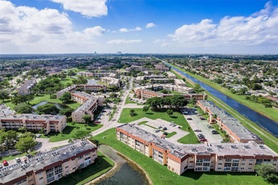 Excellent location, close to Sawgrass mills and shopping malls on Sunrise Lakes Phase III in Florida - for sale on GolfHomes.com, golf home, golf lot