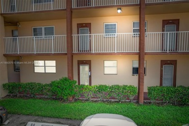 Excellent location, close to Sawgrass mills and shopping malls on Sunrise Lakes Phase III in Florida - for sale on GolfHomes.com, golf home, golf lot