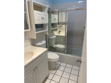 Welcome To Stuart Florida ,Perfect Location! 1 Bedroom 1 Bath on Monterey Yacht and Country Club in Florida - for sale on GolfHomes.com, golf home, golf lot