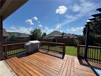Come home to the versatility of this open and split floor plan on Stonebridge Meadows Golf Club in Arkansas - for sale on GolfHomes.com, golf home, golf lot