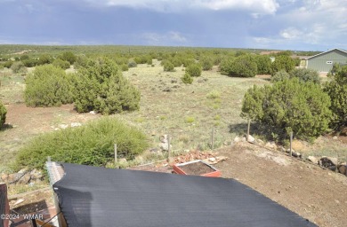 Beautiful 3BD/2BA home in the White Mountain Lakes area (short on Silver Creek Golf Club in Arizona - for sale on GolfHomes.com, golf home, golf lot