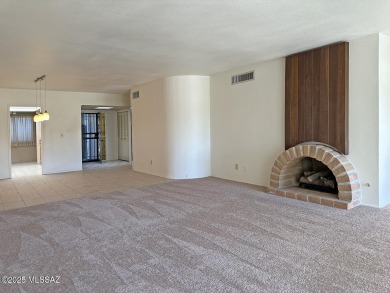 Spacious 2 bedroom / 2 bathroom Townhome in highly desirable on Dorado Country Club in Arizona - for sale on GolfHomes.com, golf home, golf lot
