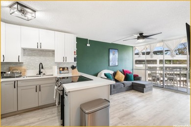 Welcome home to this special corner end unit. This convenient on Pearl Country Club in Hawaii - for sale on GolfHomes.com, golf home, golf lot