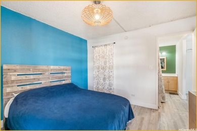 Welcome home to this special corner end unit. This convenient on Pearl Country Club in Hawaii - for sale on GolfHomes.com, golf home, golf lot