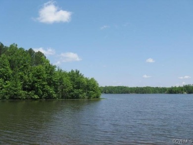 2.52 acres homesite in The beautiful Chesdin Landing community on Lake Chesdin Golfers Club in Virginia - for sale on GolfHomes.com, golf home, golf lot