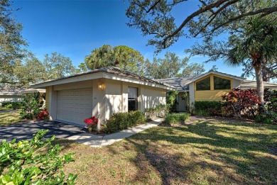 STUNNING LAKEFRONT VILLA - FULLY RENOVATED & MOVE-IN READY! on Plantation Golf and Country Club in Florida - for sale on GolfHomes.com, golf home, golf lot