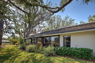 STUNNING LAKEFRONT VILLA - FULLY RENOVATED & MOVE-IN READY! on Plantation Golf and Country Club in Florida - for sale on GolfHomes.com, golf home, golf lot