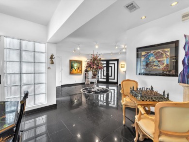 Spacious 3BR/2.5BA home in the prestigious Woodlands of Tamarac on Woodlands Country Club in Florida - for sale on GolfHomes.com, golf home, golf lot