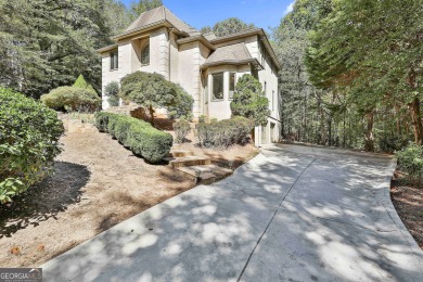 Welcome to this exquisite Stoney Brook home offering 5 bedrooms on Canongate At Flat Creek Club in Georgia - for sale on GolfHomes.com, golf home, golf lot