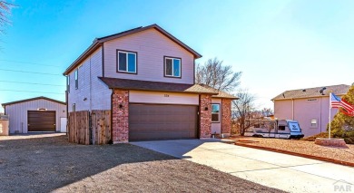 Beautiful Pueblo West Golf Course area 2 story home with 2588 on Desert Hawk At Pueblo West in Colorado - for sale on GolfHomes.com, golf home, golf lot