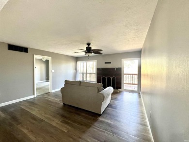 Welcome to your slice of paradise! This lovely 2 bedroom, 2 bath on The Eagle Pointe Golf Resort in Indiana - for sale on GolfHomes.com, golf home, golf lot