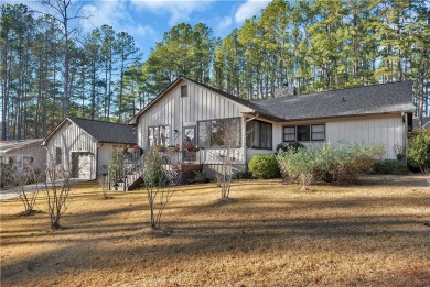 Charming Keowee Key Ranch Home on a Level corner lot with Lake on Keowee Key Golf and Country Club in South Carolina - for sale on GolfHomes.com, golf home, golf lot