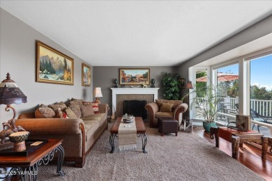 MILLION DOLLAR VIEWS of Mt. Rainier, Mt. Adams and downtown on The Yakima Country Club in Washington - for sale on GolfHomes.com, golf home, golf lot