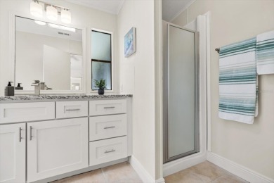 SELLER MOTIVATED. SELLER WILL REPLACE ROOF WITH REASONABLE OFFER on Zellwood Station Country Club in Florida - for sale on GolfHomes.com, golf home, golf lot