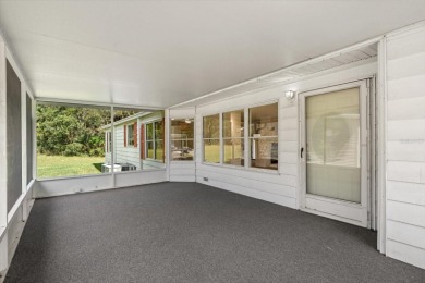 SELLER MOTIVATED. SELLER WILL REPLACE ROOF WITH REASONABLE OFFER on Zellwood Station Country Club in Florida - for sale on GolfHomes.com, golf home, golf lot