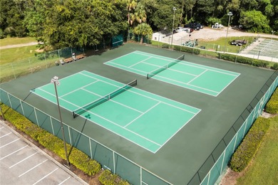 SELLER MOTIVATED. PRICE REDUCED PLUS SELLER WILL REPLACE ROOF on Zellwood Station Country Club in Florida - for sale on GolfHomes.com, golf home, golf lot