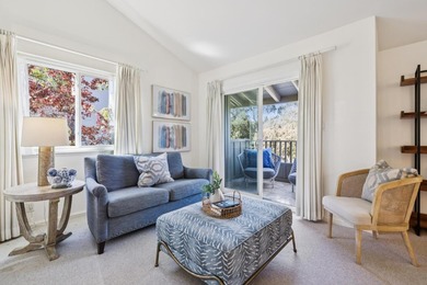 End-unit townhome overlooking the 14th fairway of Sharon Heights on Sharon Heights Golf and Country Club in California - for sale on GolfHomes.com, golf home, golf lot