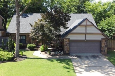 Located near Indian Springs Golf course with mature trees on Indian Springs Country Club in Oklahoma - for sale on GolfHomes.com, golf home, golf lot